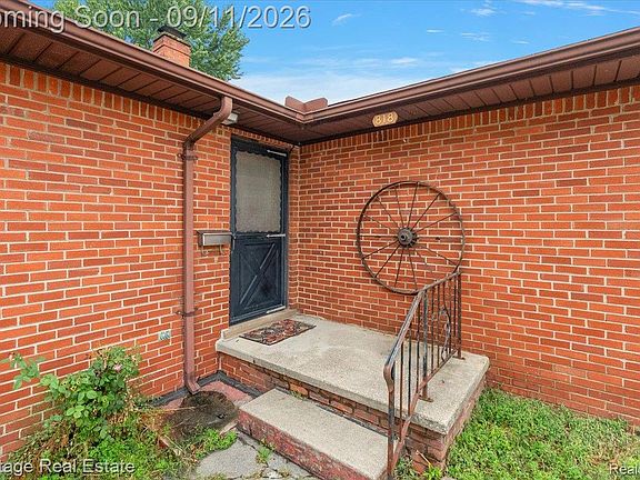 2nd image of 818 Phillips Ave