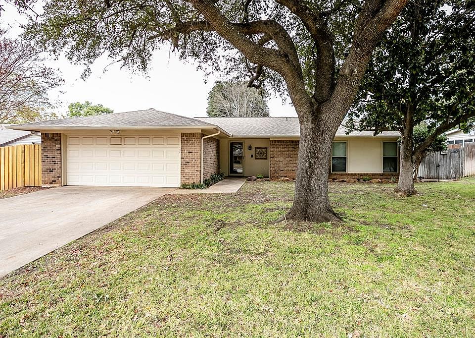 1st image of 8601 Hightower Dr