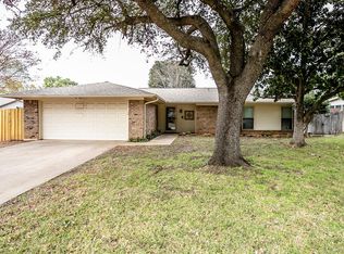 8601 Hightower Dr, North Richland Hills, TX 76182