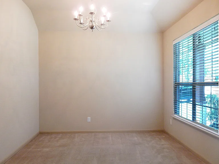24510 Avellino Ct — Photo 4