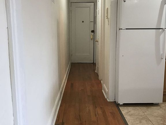 3rd image of 1147 45th Ave APT 11