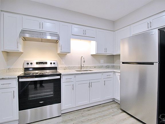 4th image of 2347 Wyatt St