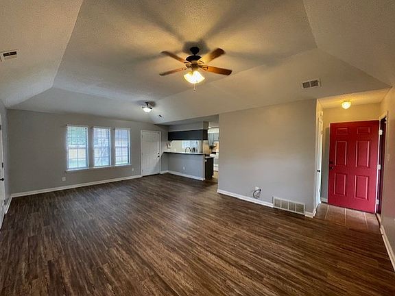 3rd image of 6895 Northknoll Ave