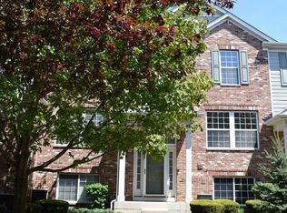 2461 Emily Ln, Elgin, IL 60124