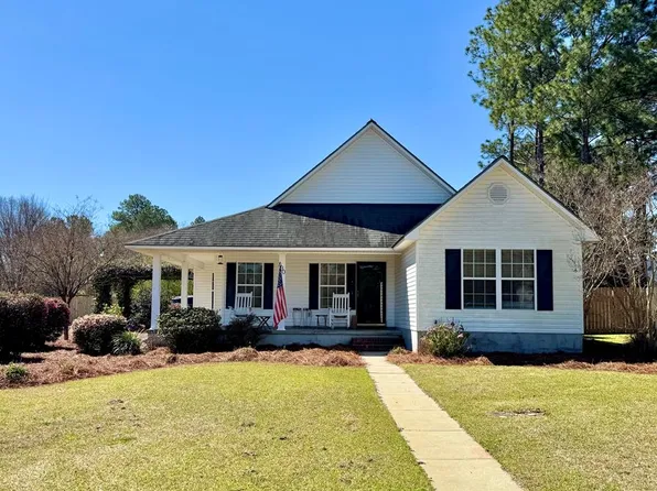 830 E 48th St, Tifton, GA 31794