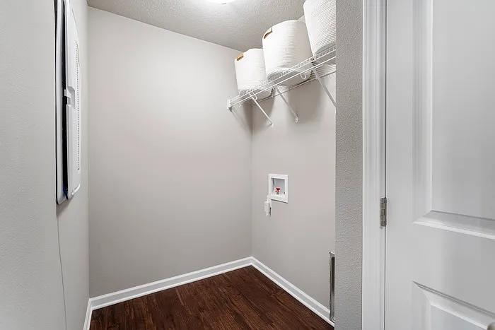 2228 Hazeltine Pl — Photo 12