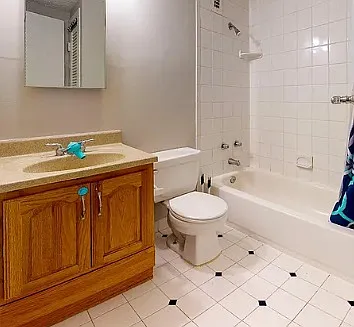 2030 N Adams St #402 — Photo 7