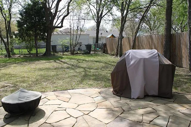 425 Bondstone Dr — Photo 10