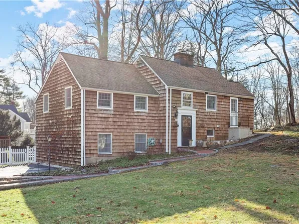 34 White Birch Lane, Stamford, CT 06905
