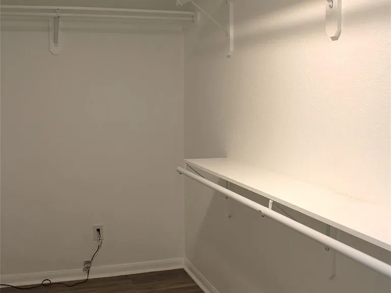 1802 Sleepy Creek Way — Photo 7