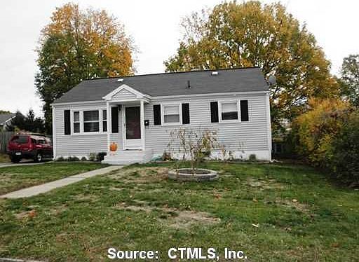 1st image of 63 Bayshore Dr