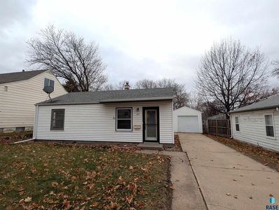 813 S Garfield Ave, Sioux Falls, SD, 57104