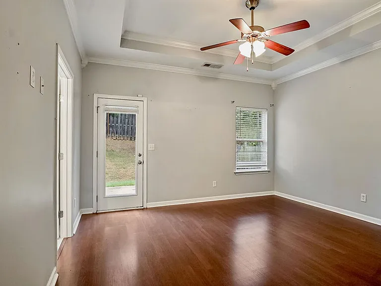 2742 Oxmoor Way — Photo 11