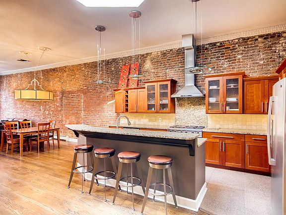 Spacious Open Kitchen
