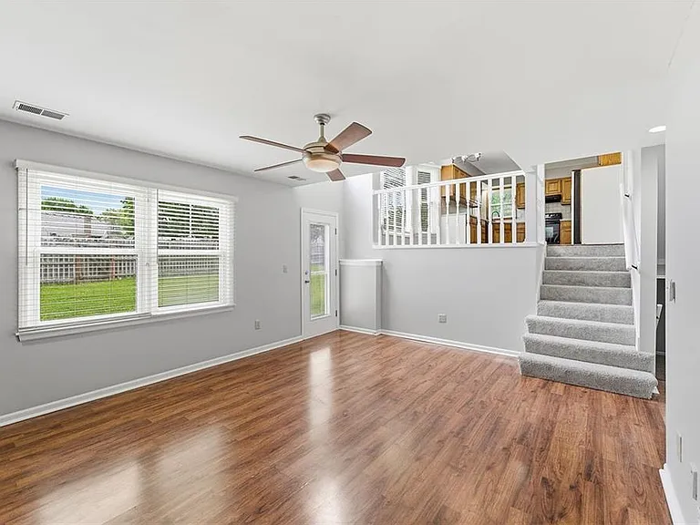 11811 Slater St — Photo 23