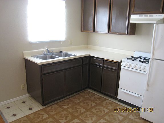 5th image of 4035 48th St APT 7