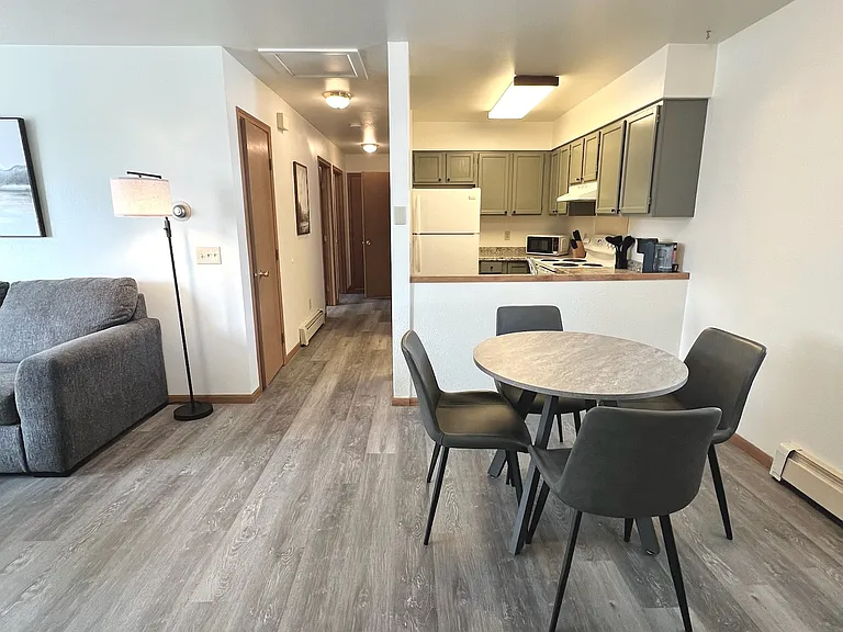 1512 Lake Elmo Dr #2 — Photo 6