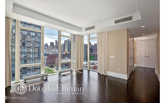Rented by Douglas Elliman | media 23
