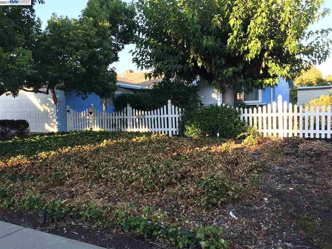 3576 Dumbarton St photo 1