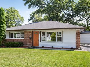 324 Blackhawk Dr, Park Forest, IL