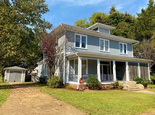 97 S Lynch St, Grenada, MS 38901