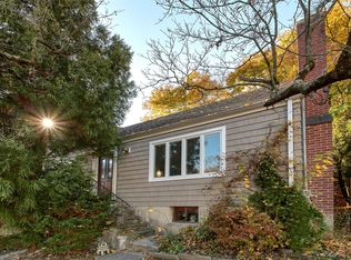 8 Knollwood Dr, Rye Brook, NY 10573