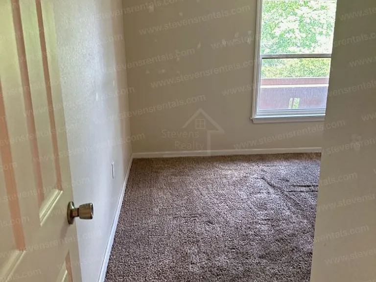 Ridge Terrace Apartments — Photo 74