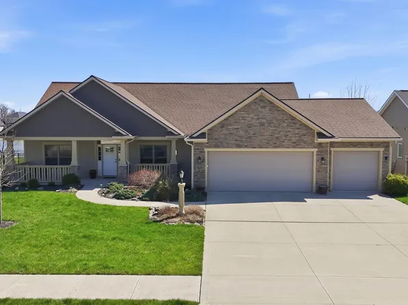 828 Perolla Dr, Fort Wayne, IN 46845