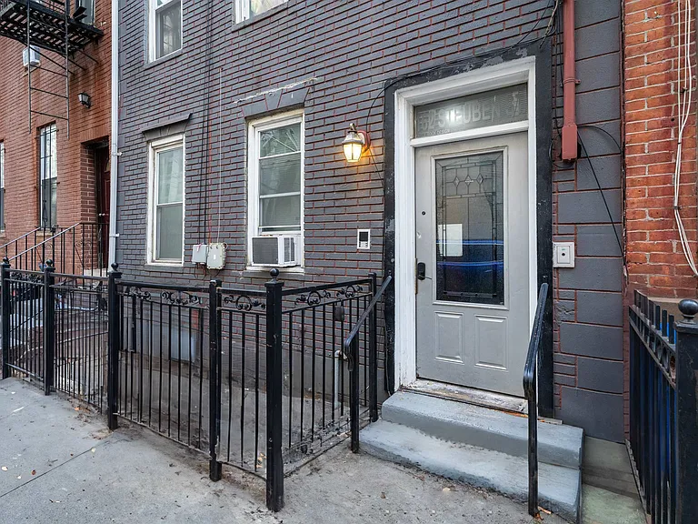 162 Steuben St #2 — Photo 11