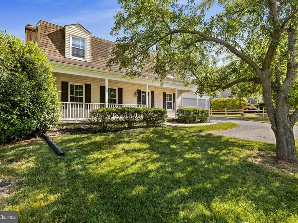3 Thaxton Ct, Lutherville Timonium, MD 21093