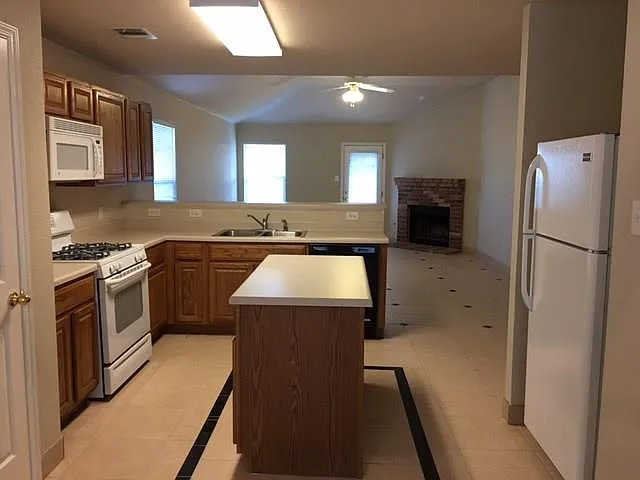 431 Primrose Blvd — Photo 4