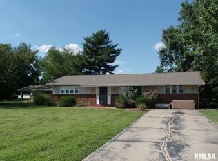 16390 Moellers Rd, Marion, IL 62959
