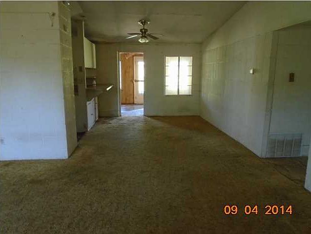 2nd image of 330 N Houston St