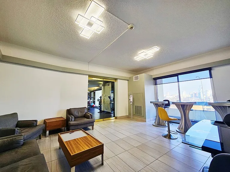 10883 Saskatchewan Dr NW #1401 — Photo 29