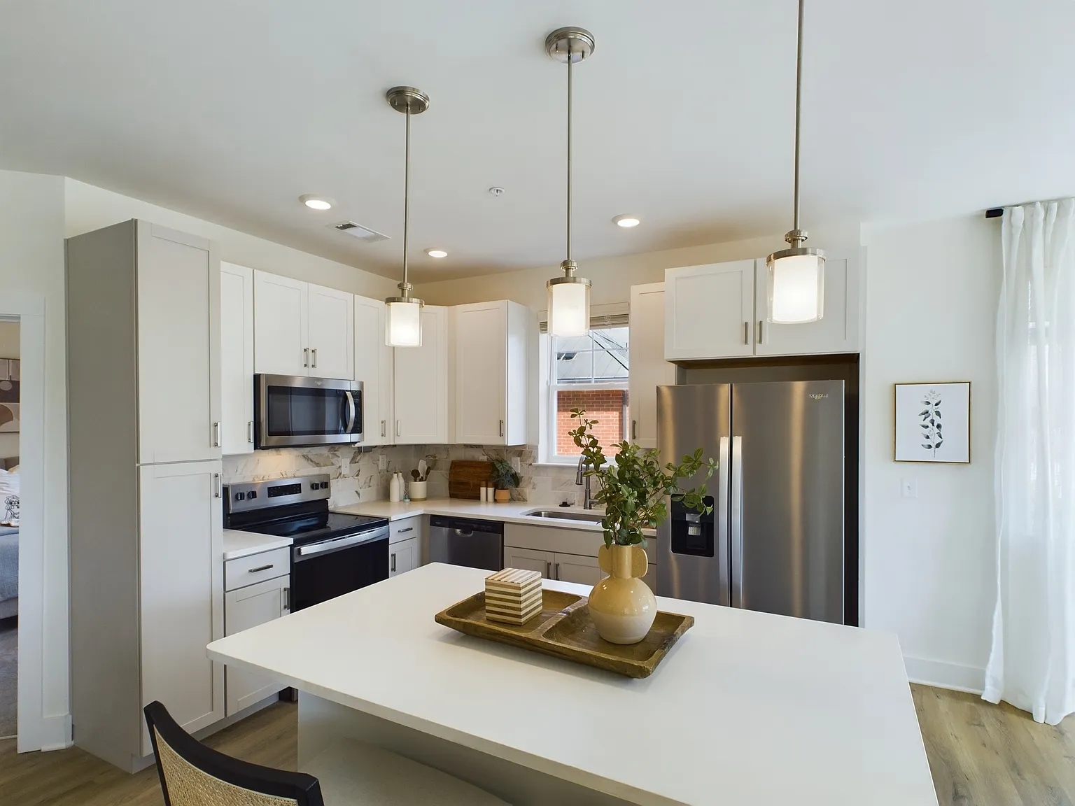 Anchor 934 Apartments — Photo 3
