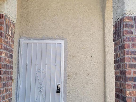 4th image of 3600 Tierra Meca Dr