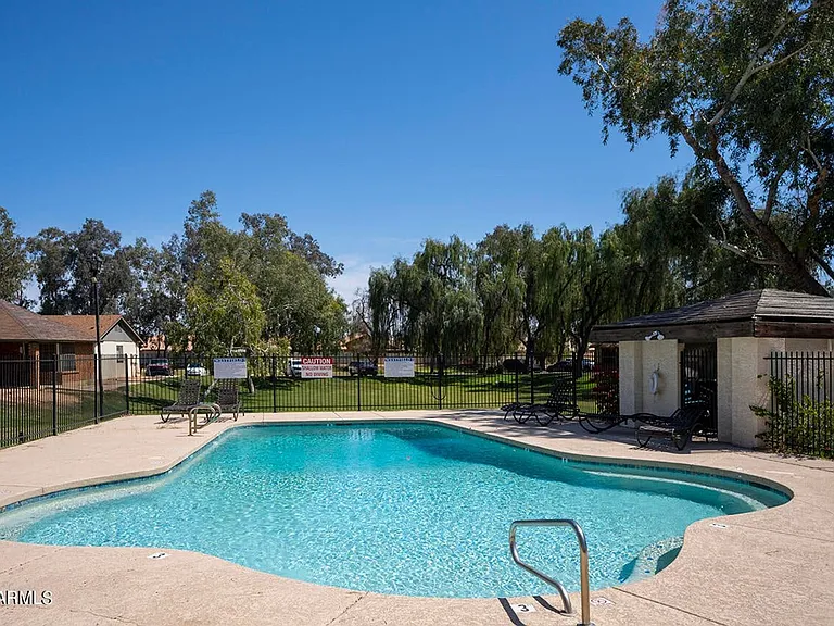8520 W Palm Ln #1103 — Photo 26