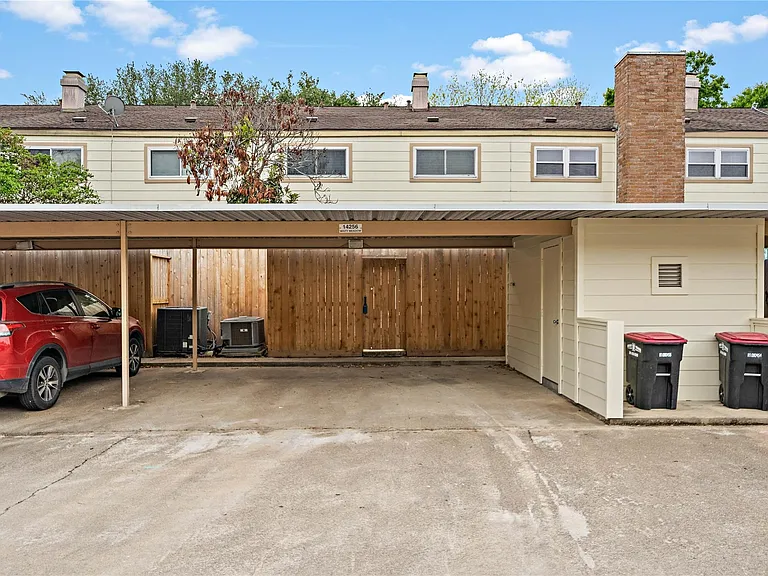 14256 Misty Meadow Ln — Photo 22