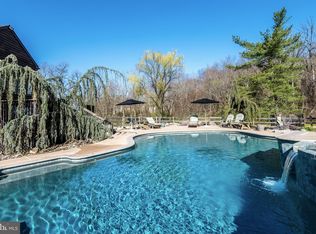 1416 Cinnamon Cir, Fort Washington, PA 19034