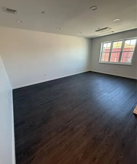 338 Beach 46th St — Photo 3