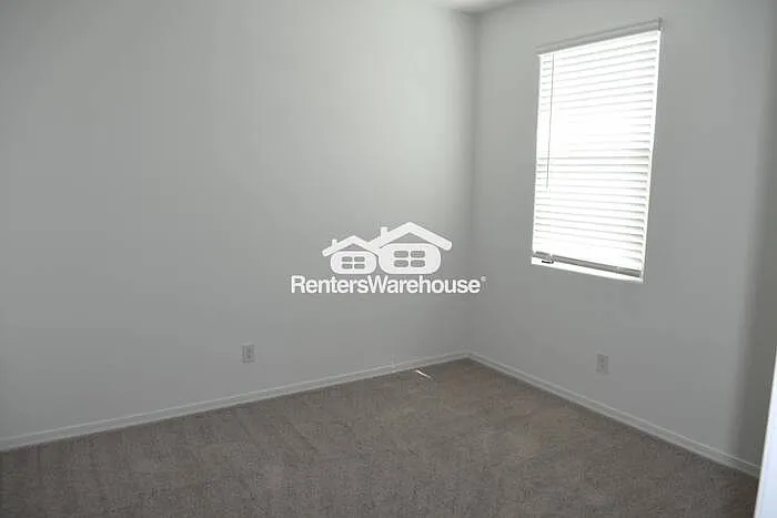 2700 N 216th Ave — Photo 14