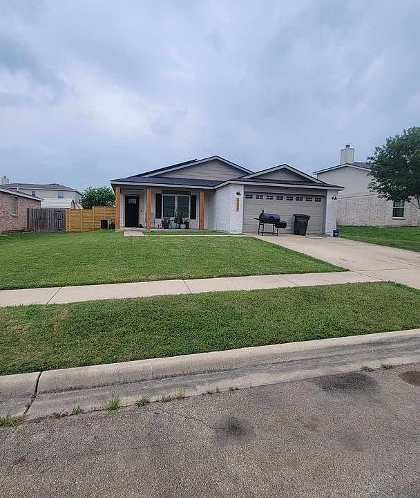 1st image of 3404 Thunder Creek Dr