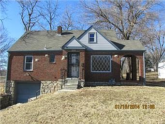 2nd image of 2600 N 22nd St
