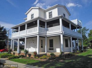 9351 East St APT 6, Manassas, VA 20110