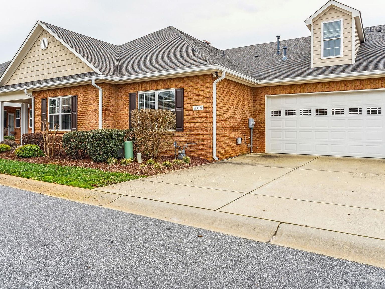 8310 Glacier Dr, Denver, NC 28037 Zillow