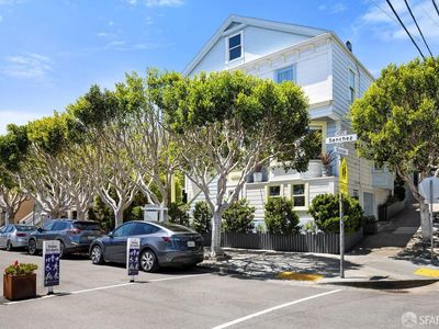 1450 Sanchez St, San Francisco, CA, 94131