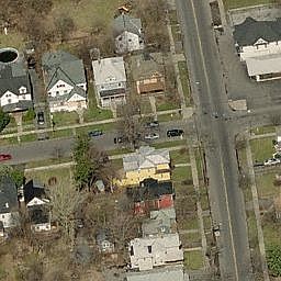 1st image of 310 W Kennedy St