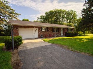 5425 State Route 4, Alhambra, IL 62001