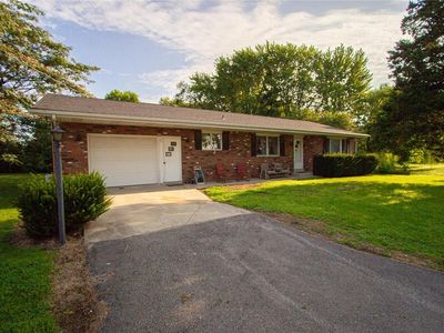 5425 State Route 4, Alhambra, IL, 62001