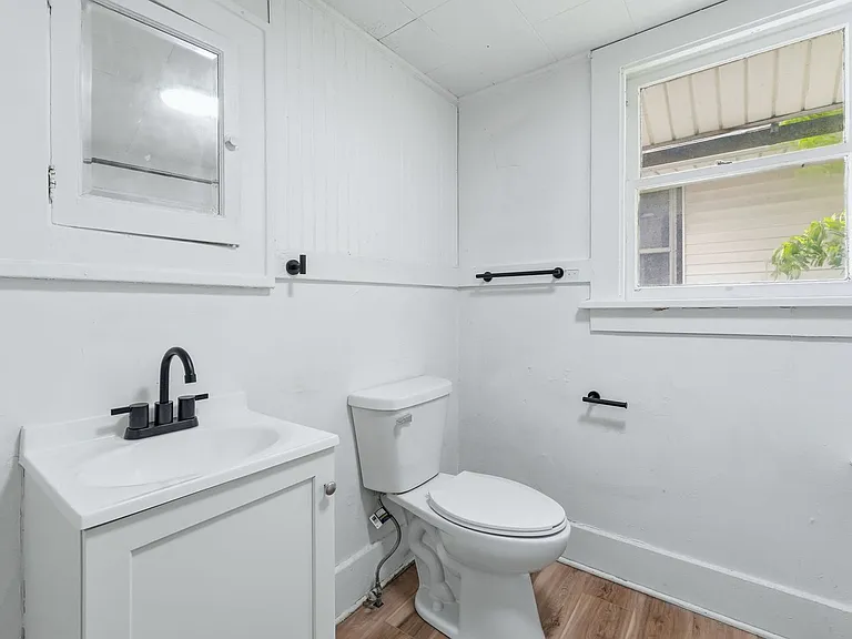 2133 Riedmiller Ave — Photo 6